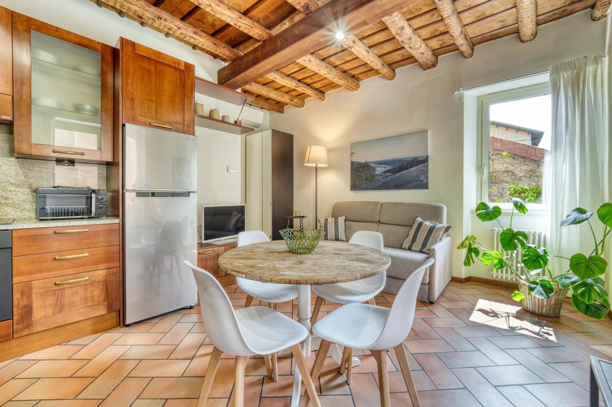 Apartamento Casa Di Milo Cernobbio Exterior foto