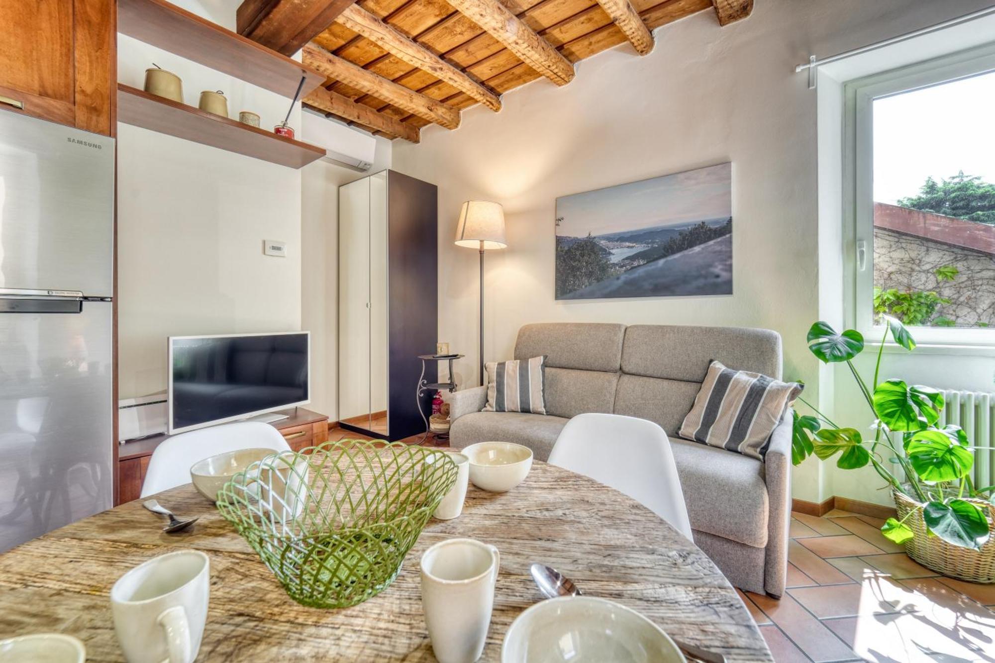 Apartamento Casa Di Milo Cernobbio Exterior foto